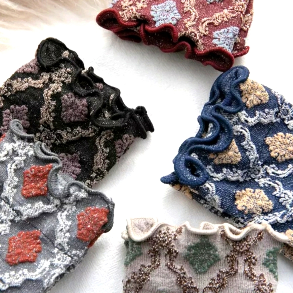 Festive Metallic Holiday Jacquard Damask Socks - Picture 5 of 6